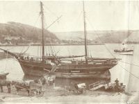 coal boat 640