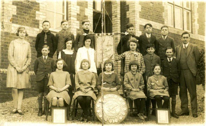 31769 439801767432 577347432 5479166 7713632 n